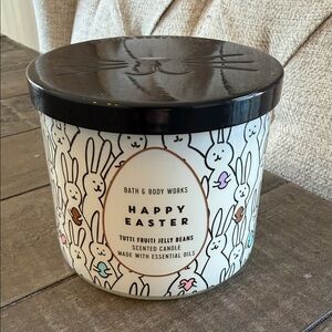 Bath & Body Works Happy Easter Candle - Black and White with Colorful Bunnies